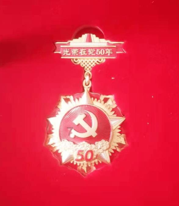 摩娜的时尚装扮